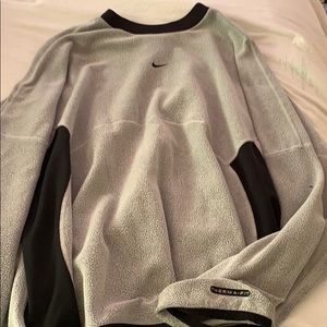 Nike crew neck pullover